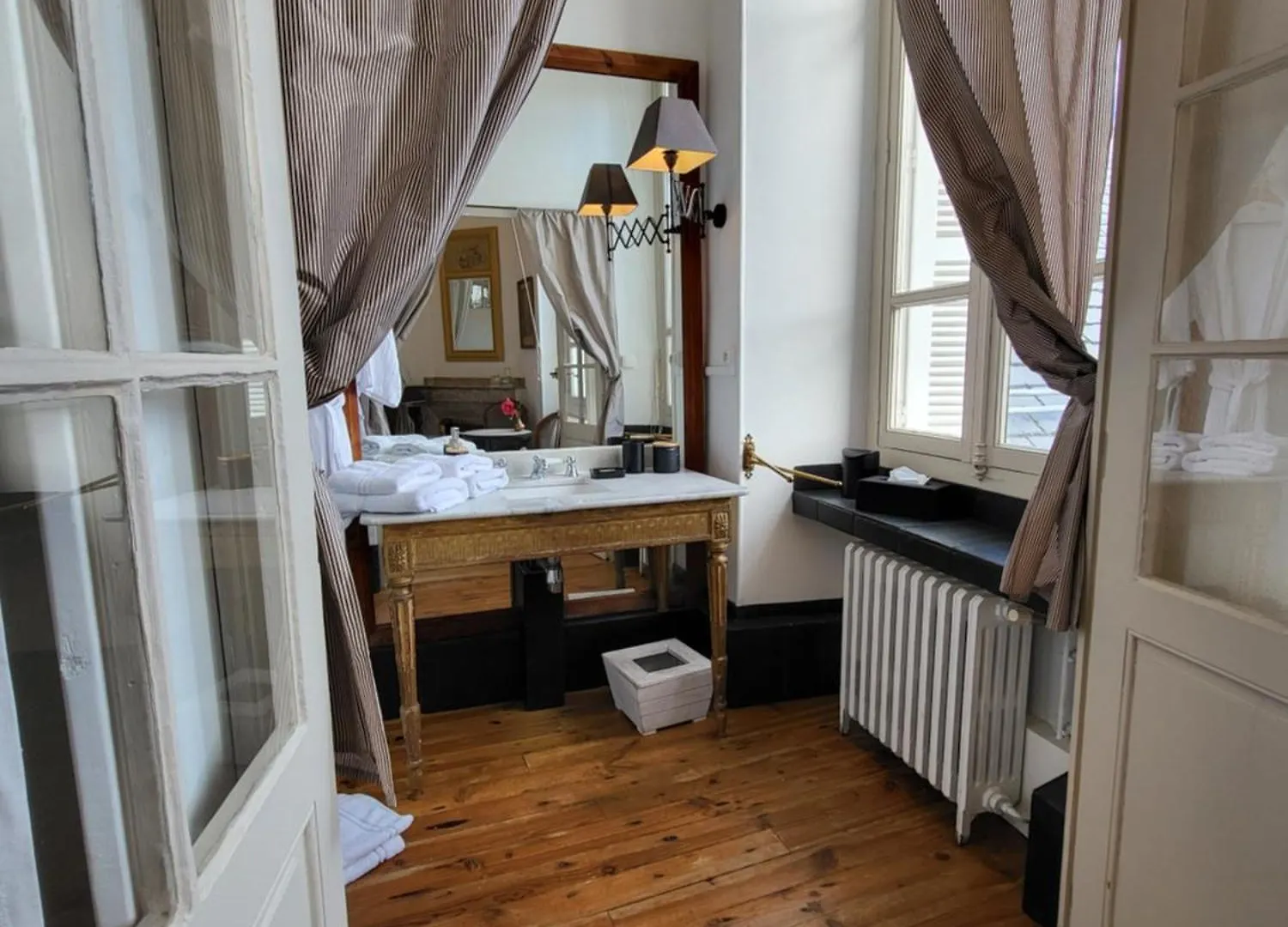 Bed & Breakfast Maison D'Hotes L'Intemporelle Bagneres-de-Bigorre
