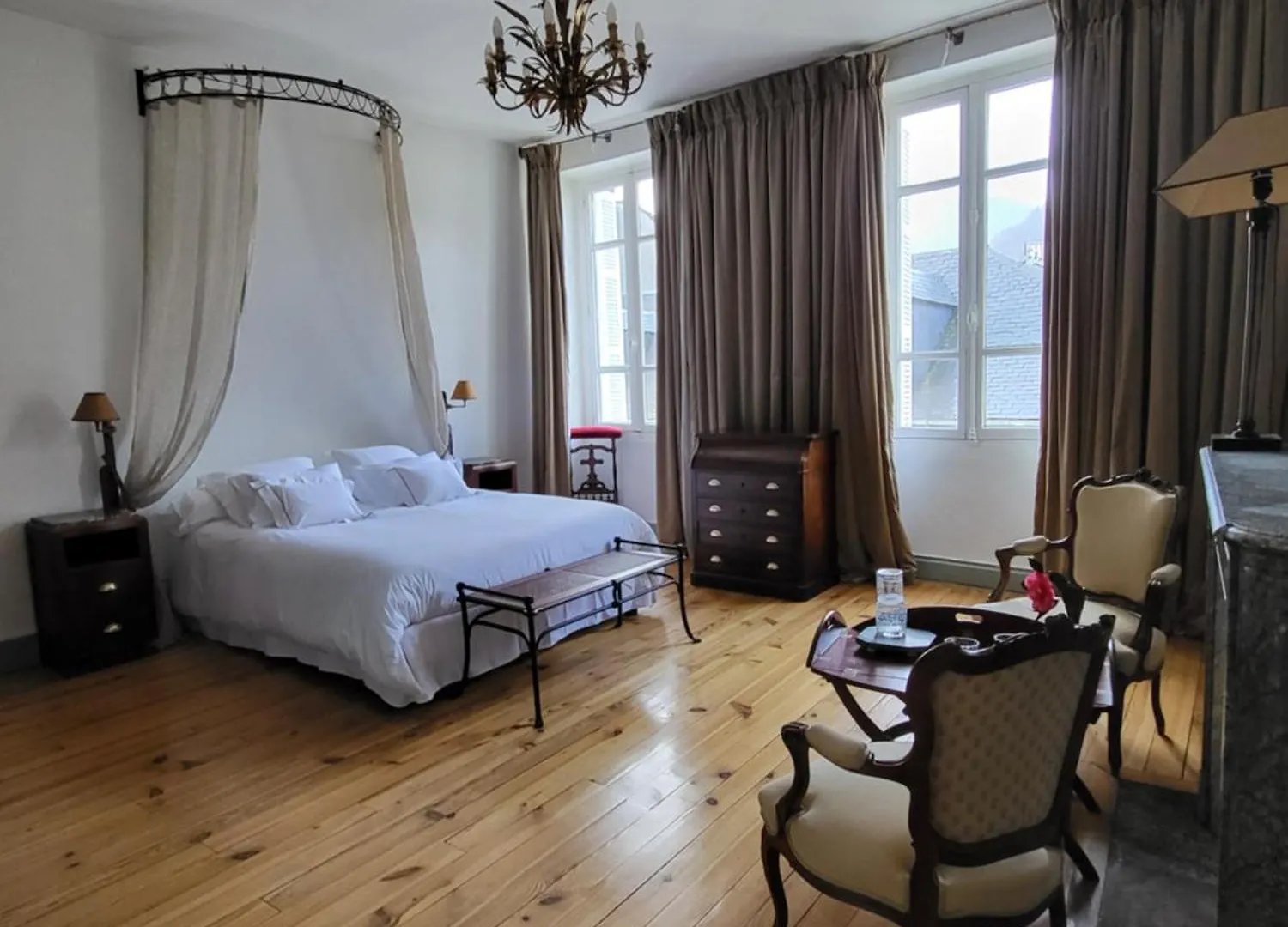 Maison D'Hotes L'Intemporelle Баньер-де-Бигор Франция